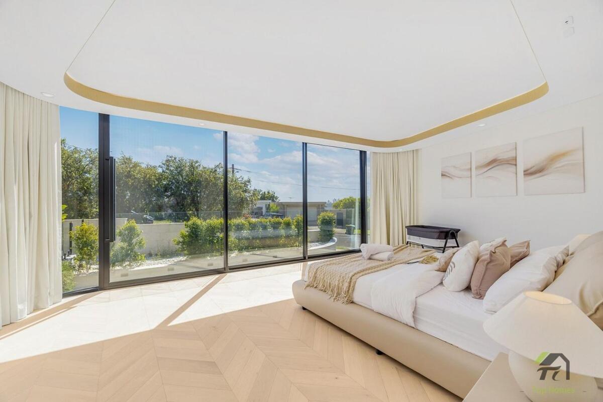 Casa vacanze Whispering Pines With 4 Bedroom In Vaucluse *