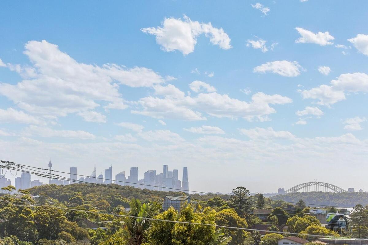 Whispering Pines With 4 Bedroom In Vaucluse Casa vacanze